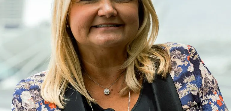 Sandy Carter, COO at Unstoppable Domains - COO Origin Story